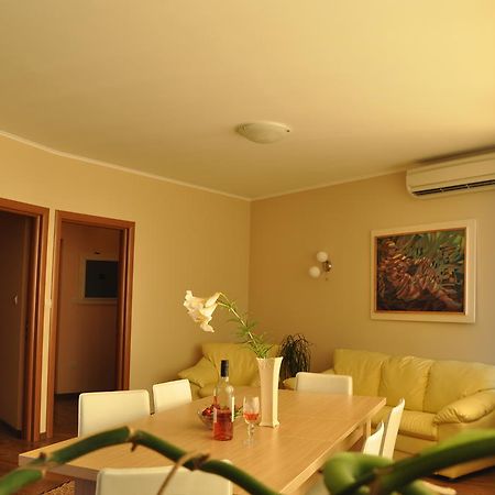 Rado Apartments Sapareva Banya Ruang foto